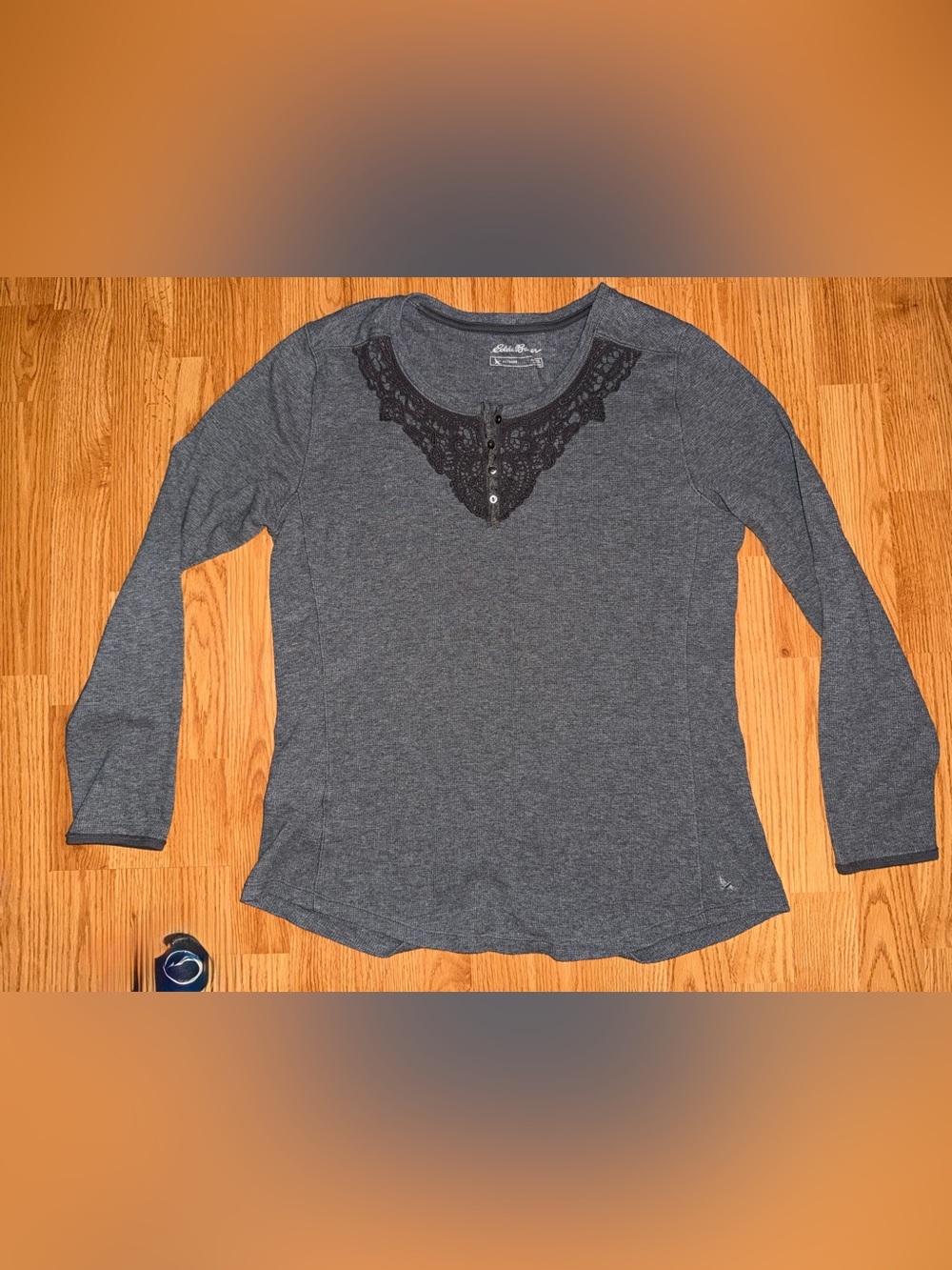 Eddie Bauer womens Gray Long-Sleeve Henley with Black Lace Yoke Sz 2XL Y2K Elena